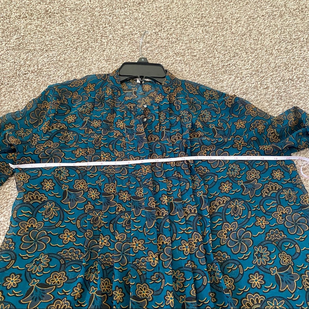 LOFT blue/green/gold and black floral 3/4 button blouse.Size Medium - Picture 8 of 9